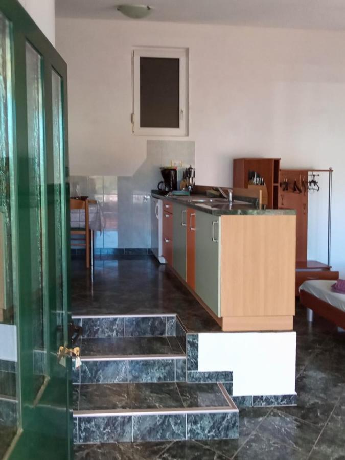 Apartmani Frka Sali Bagian luar foto